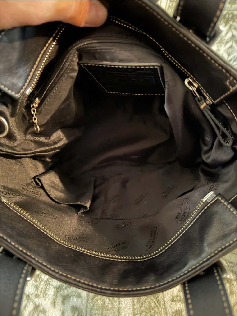 Y2K Coach D043-9572 Black Hamptons Tote